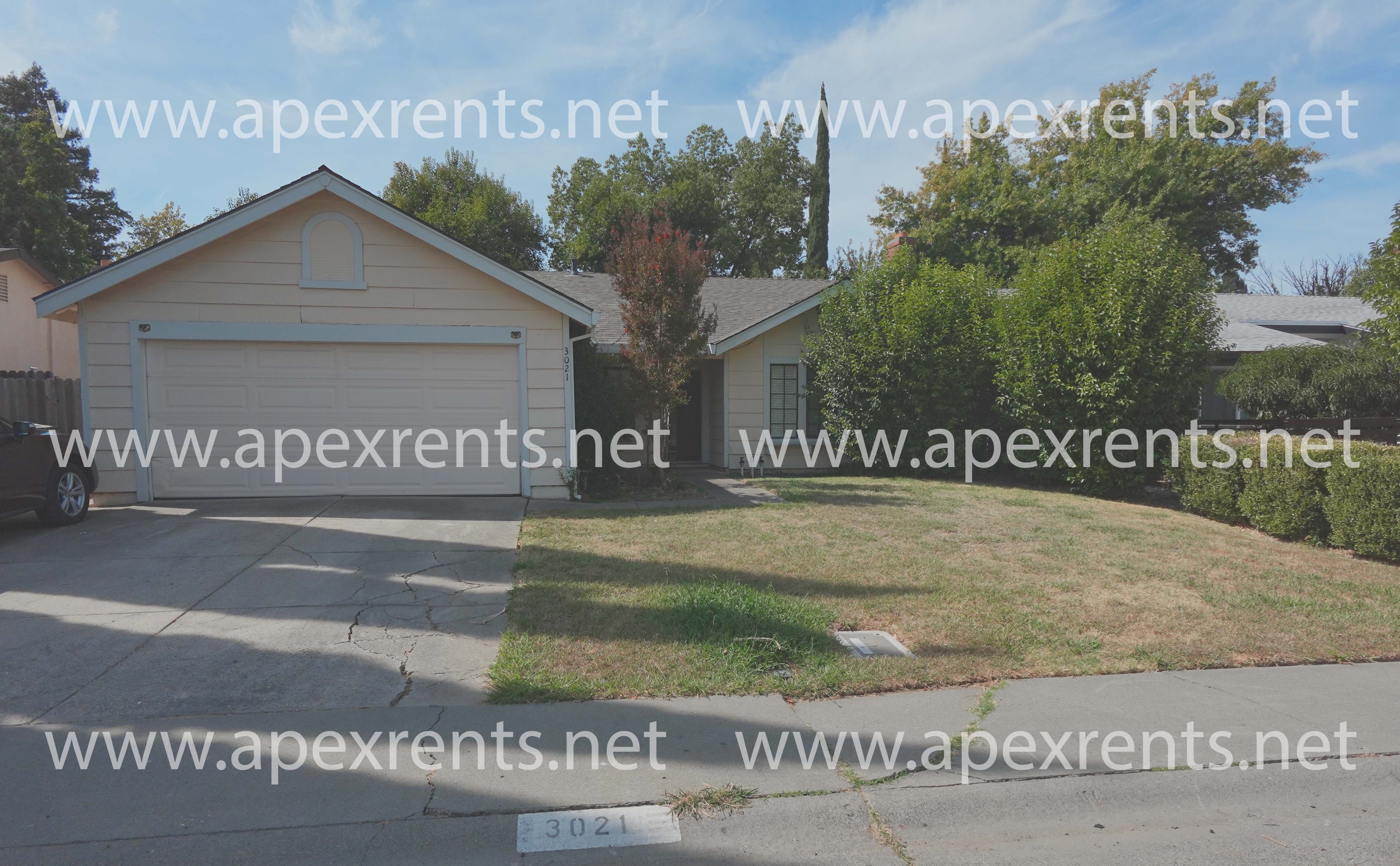 3021 Yarwood Way